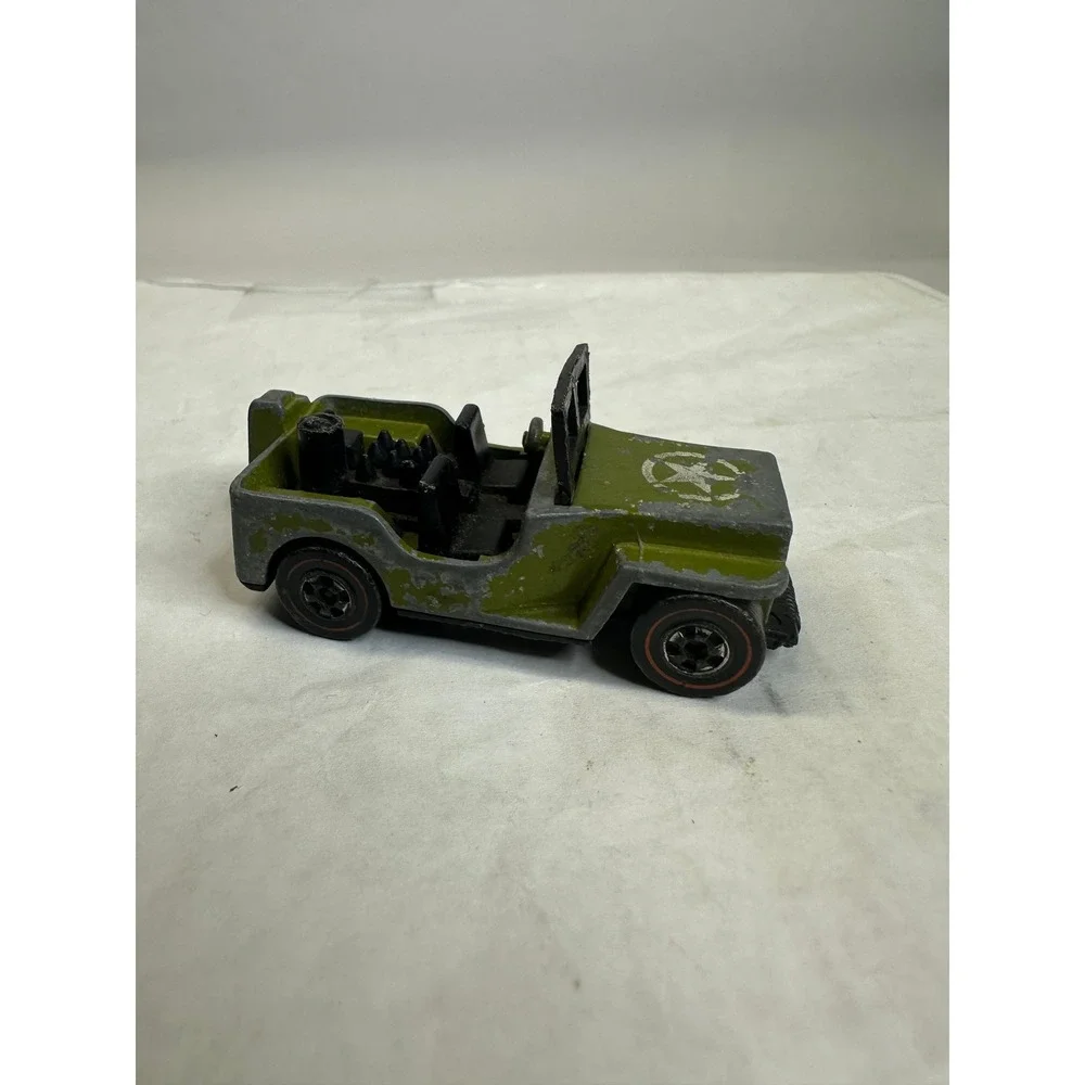 Hot Wheels Redline US Military Jeep Toy Car Green Star Emblem Diecast Metal 1970